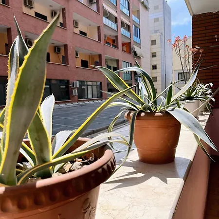 Apartment Xplore Xpress • One Bedroom Center